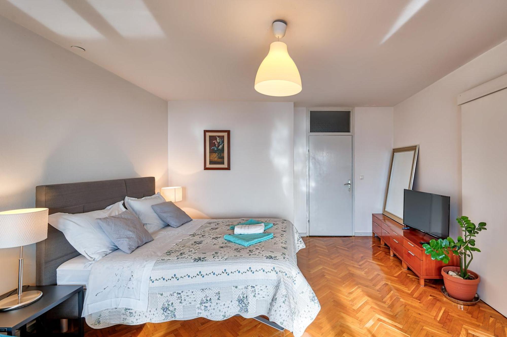 קסטב Apartmani Frlan Ii. מראה חיצוני תמונה