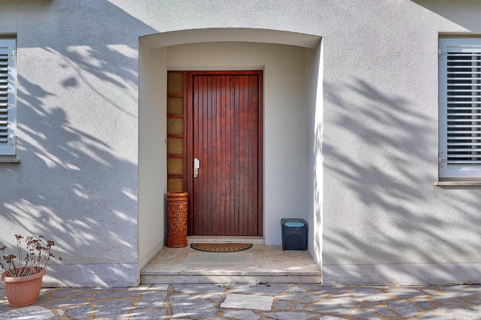 קסטב Apartmani Frlan Ii. מראה חיצוני תמונה